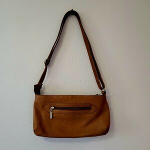 Elegant Tan Shoulder Bag